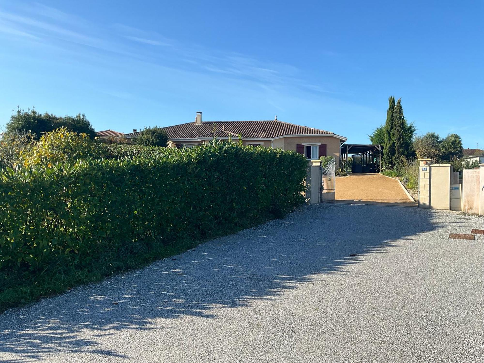 Charmant T2, Cl 3 Etoiles, 4 Lits, 4 Personnes Et 1Enfant, Parking Et Terrasse Saint-Sever  Exterior photo